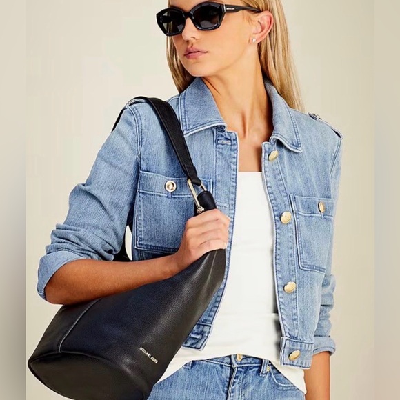 Michael Kors Sonny Shoulder Bag